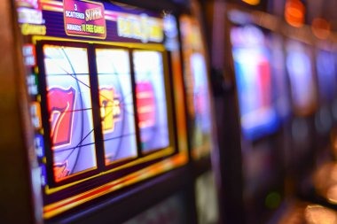 European Roulette wheel and betting table on lktv21